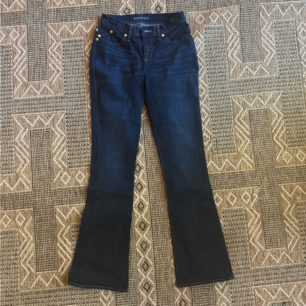 Rock & Republic Kendra Curvy Bootcut Jeans Size 8